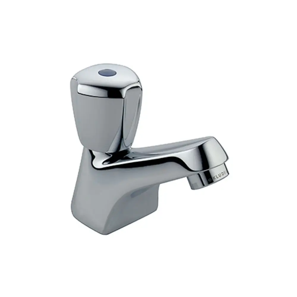 Kludi Wasserhahn mit niedrigem Auslauf und chromglänzender Oberfläche, ausgestattet mit einem Terraluxgriff für Kalt- und Warmwasser.